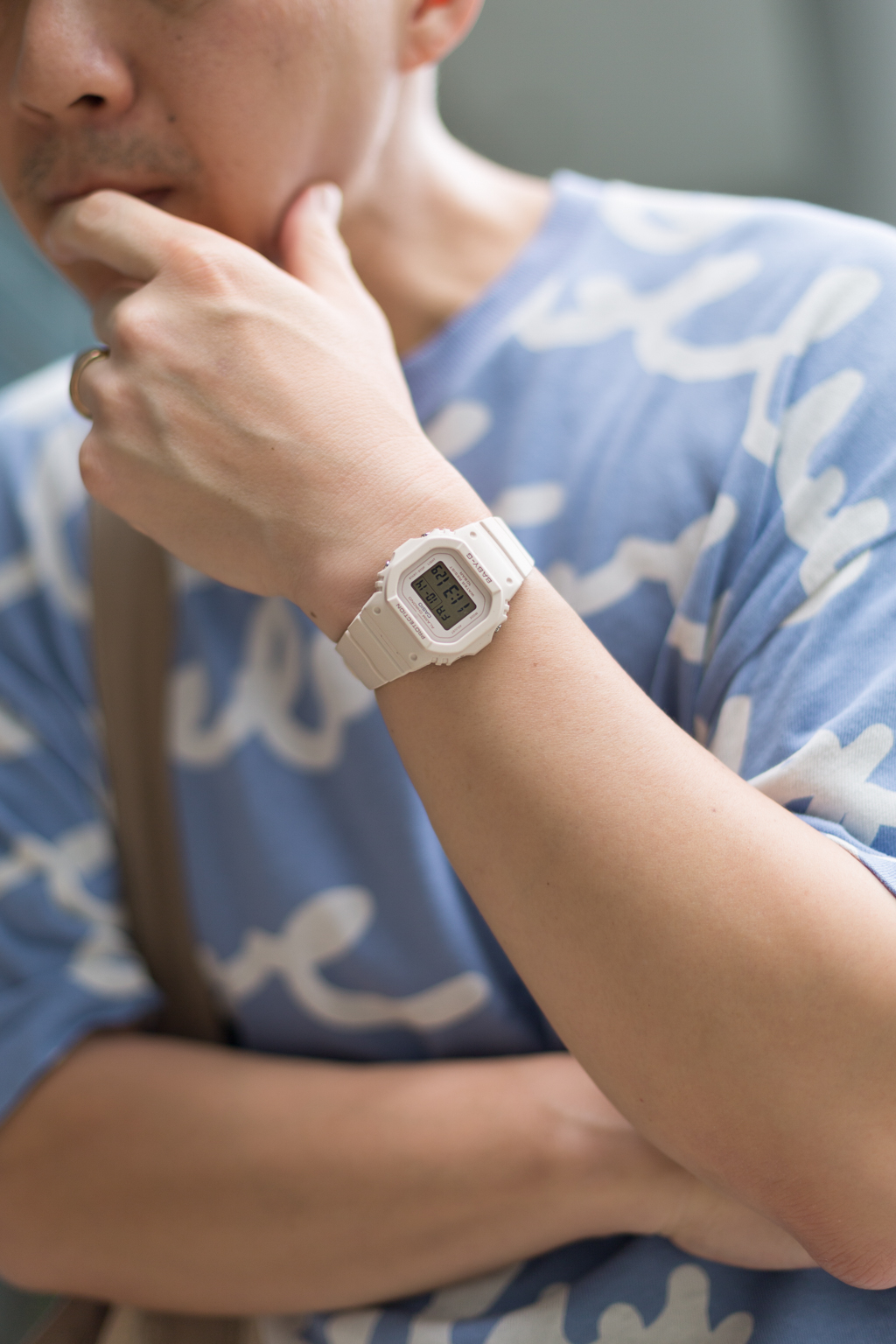 Jonathan-General_Manager-Top_Zara-Pants_Zara-Bag_Zara-Belt_A_Cold_Wall-Watch_Casio-Shoes_Asics-UNIFORM-14102022-3