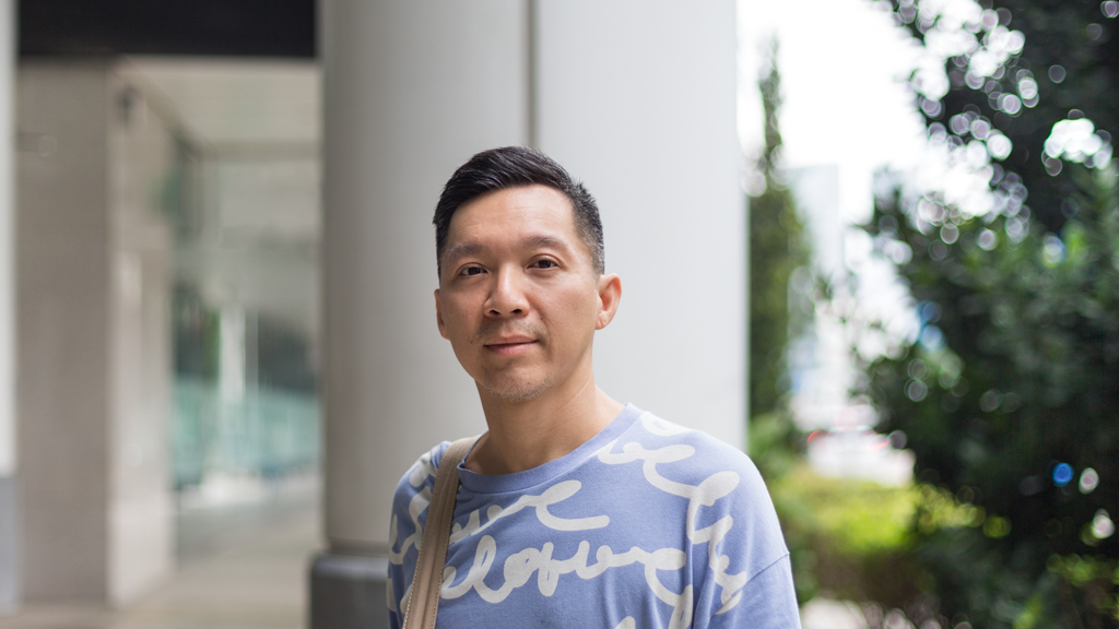 Jonathan-General_Manager-Top_Zara-Pants_Zara-Bag_Zara-Belt_A_Cold_Wall-Watch_Casio-Shoes_Asics-UNIFORM-14102022-5