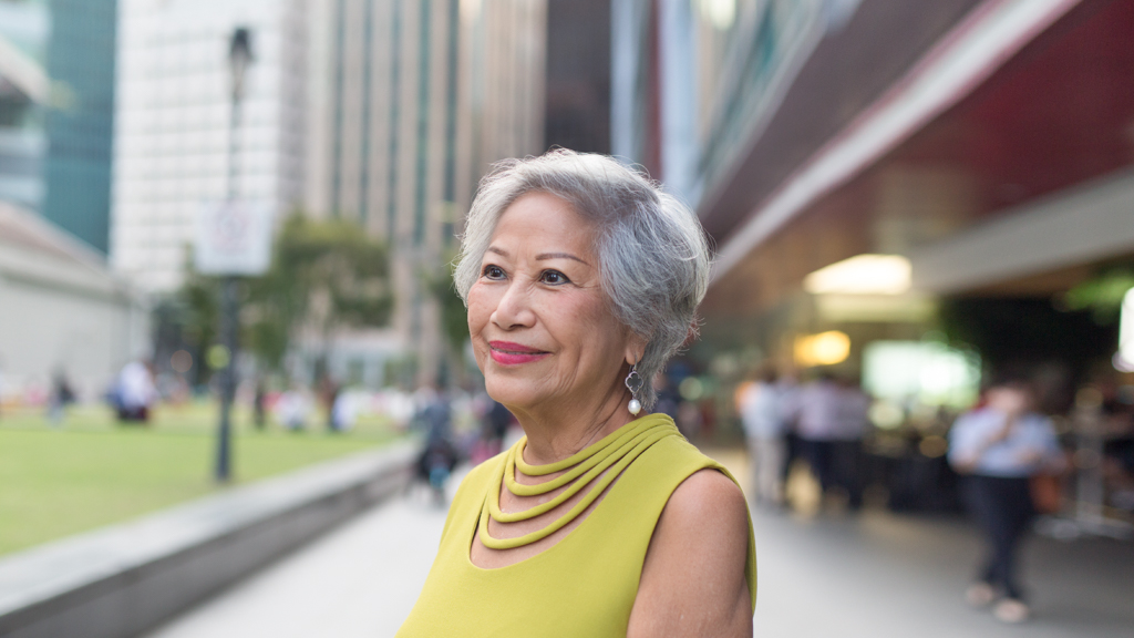 Vera-Retired-Dress_Diane_von_Furstenberg-Bag_Kate_Spade-Watch_Swatch-Shoes_Reebok-UNIFORM-24112022-4