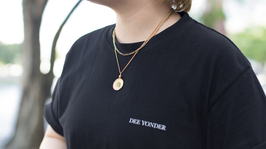 Dee-Barber-Sunglasses_Gentle_Monster-Top_Dee_Yonder-Pants_Dansens_Boutique-Watch_Apple-UNIFORM-24112022-3