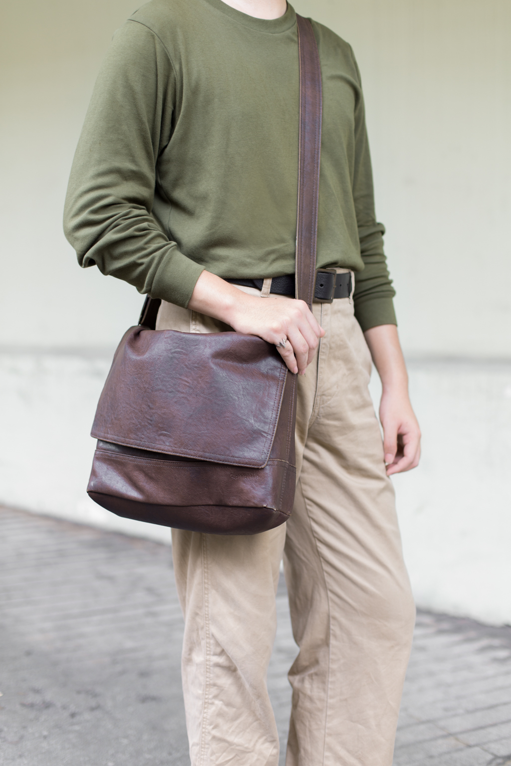 Jia_Qi-Student-Top_Uniqlo-Bag_Rename-Glasses_Owndays-UNIFORM-15012023-3