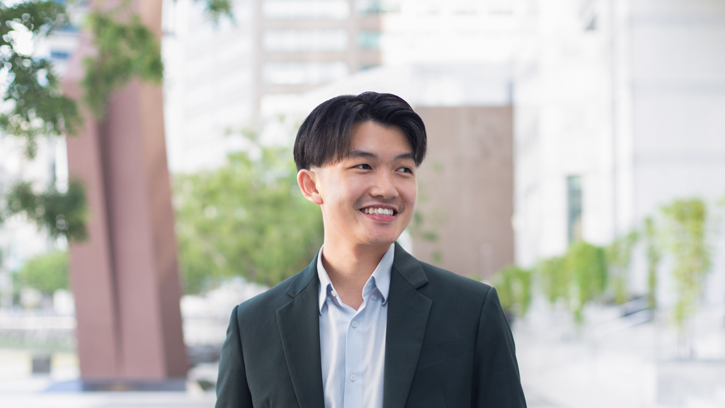 Jun_Kiat-Financial_Consultant-Suit_Alex_Fashion-Shirt_G2000-Shoes_Pedro-Watch_Titus-UNIFORM-24112022-4