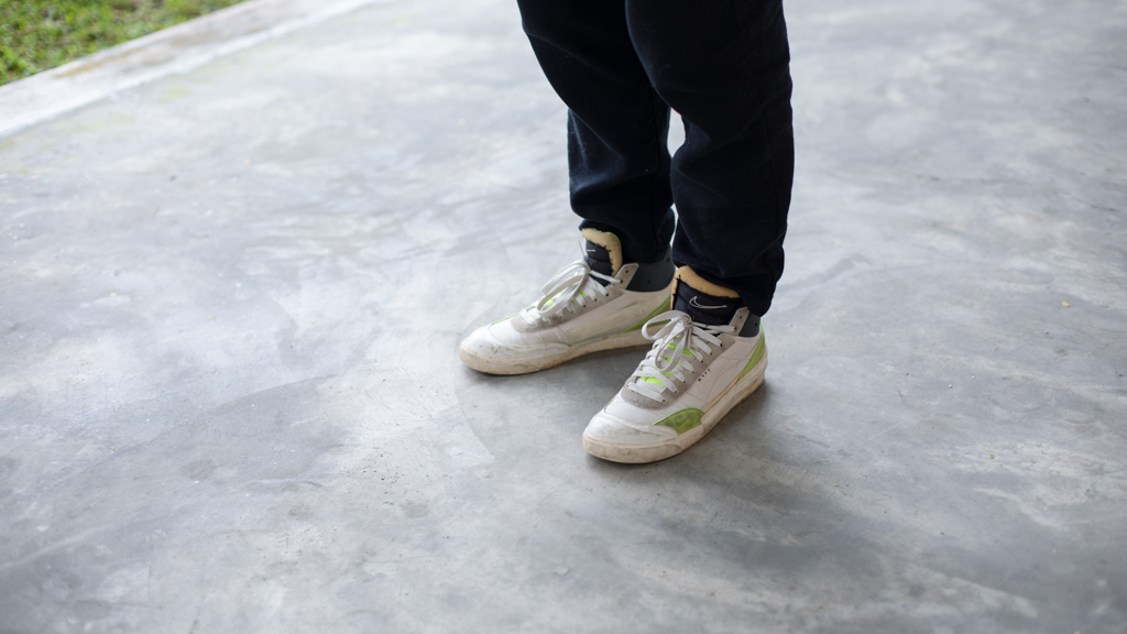 Ken-Architect__Entrepreneur-Top_In_Good_Company-Pants_Chocoolate-Bag_Tumi-Shoes_Nike-UNIFORM-31012023-2