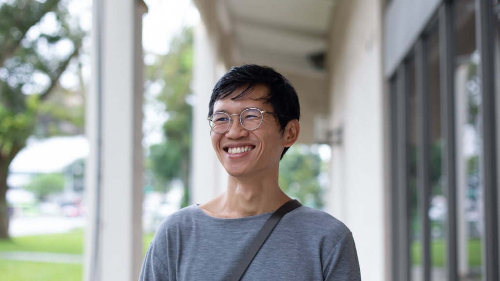 Ken-Architect__Entrepreneur-Top_In_Good_Company-Pants_Chocoolate-Bag_Tumi-Shoes_Nike-UNIFORM-31012023-5