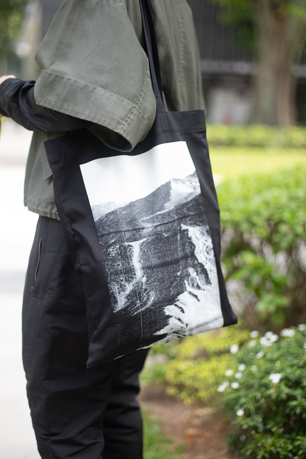 Adrian-Manager-Jacket_Julius-Top_Julius-Pants_Julius-Boots_Julius-Bag_Julius-UNIFORM-17042023-2