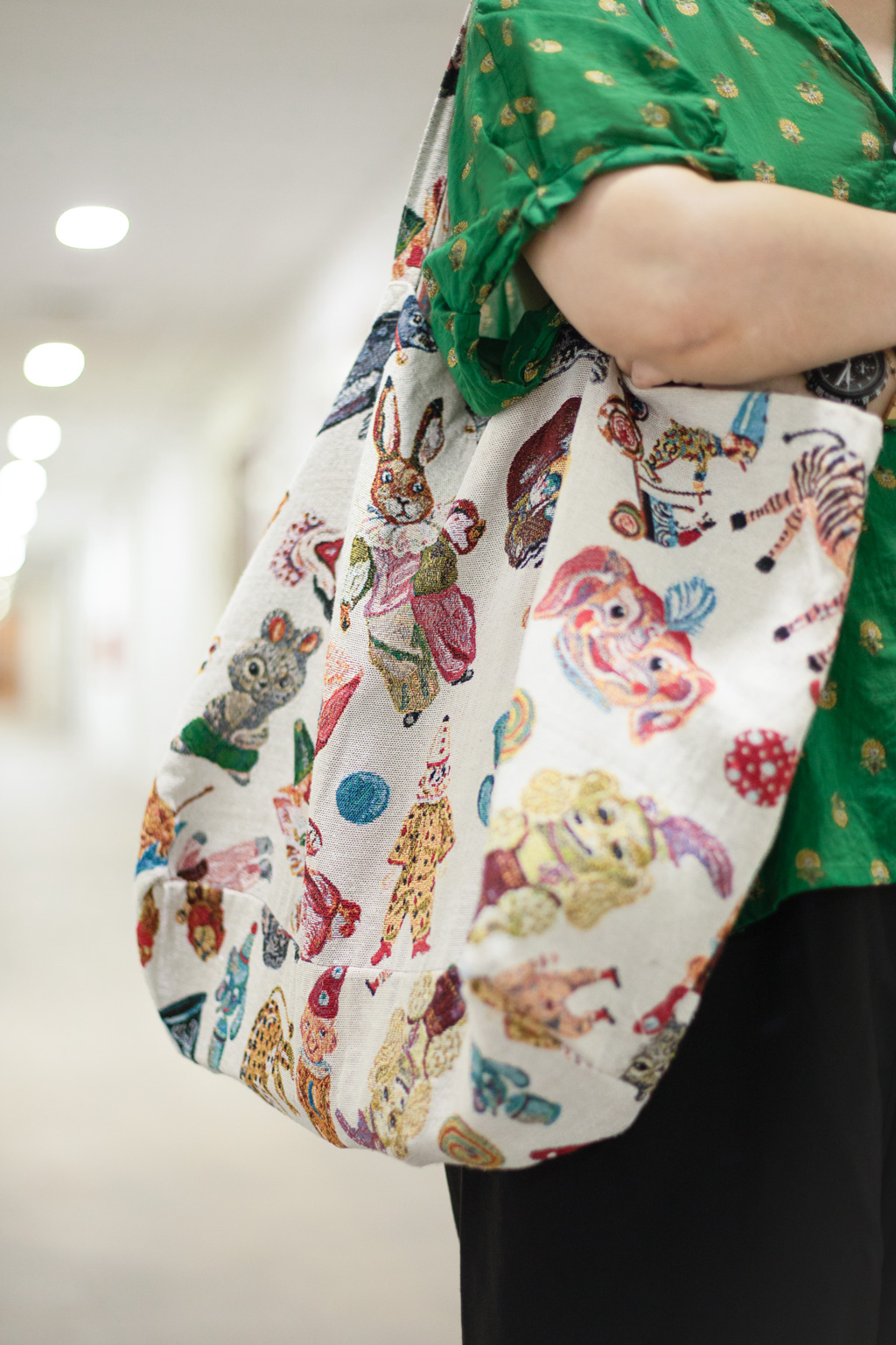 Bonita-Singaporean-Head_Booker-Earrings_Taiwan-Top_Taiwan-Rings-Watch_Issey_Miyake-Necklace_Vivienne_Westwood-Shoes_Camper-UNIFORM-27092023-3