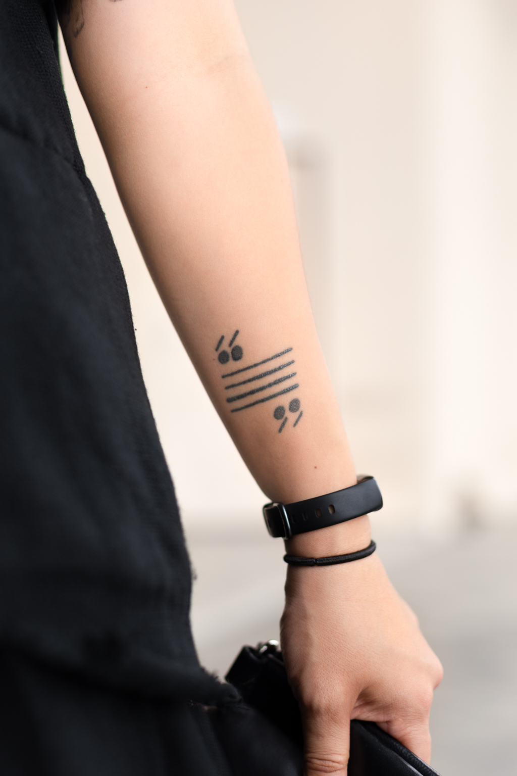 Cheryl-Singaporean-Design_Director-Top_Comme_des_Garcons-Pants_Comme_des_Garcons-Shoes_Gucci-Clutch_Maison_Margiela-Watch_Fitbit-UNIFORM-20092023-5