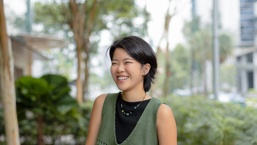 Eliza-Singaporean-Photographer-Top_Cotton_On-Skirt_MiMoTo-Shoes_New_Balance-Socks_YABAI_YABAI-Necklace_Cider-Bag_SAOU_Studio-UNIFORM-12092023-2