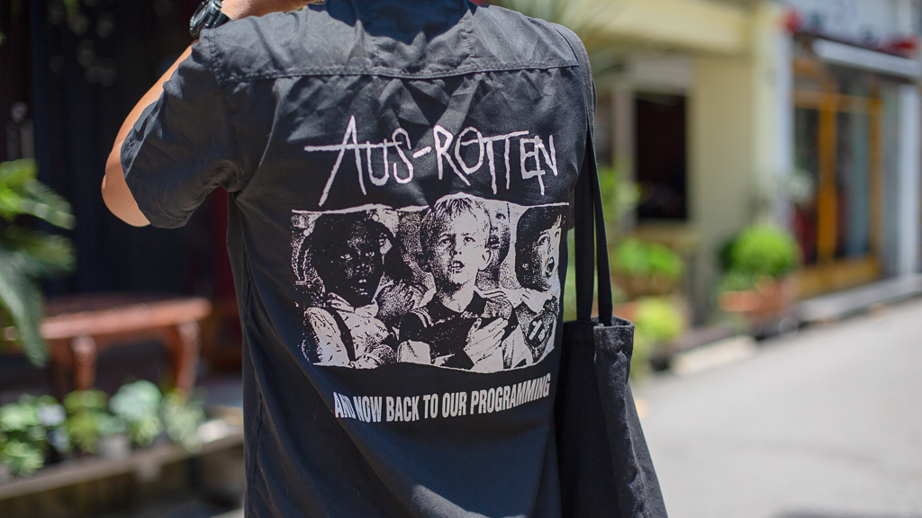 Man-Singaporean-Chef-Shoes_Adidas-Bag_Class_Sinners-Hat_Wish-Watch_Casio-Sunglasses_Ray_Ban-UNIFORM-27092023-4