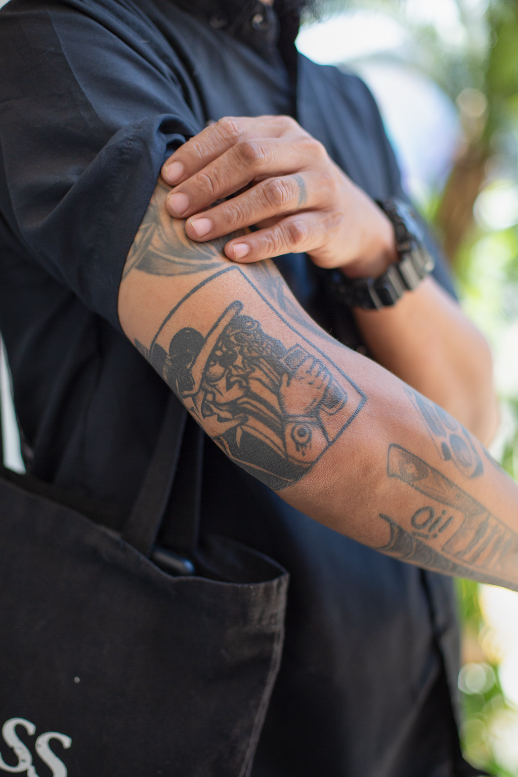 Man-Singaporean-Chef-Shoes_Adidas-Bag_Class_Sinners-Hat_Wish-Watch_Casio-Sunglasses_Ray_Ban-UNIFORM-27092023-8