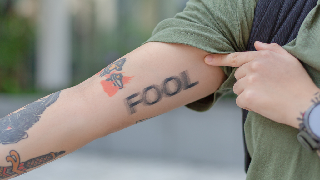 Sam-Singaporean-Public_Servant-T-shirt_PCo-Trousers_Giordano-Shoes_Vans-Socks_Freshly_Pressed_Socks-Watch_Garmin-Bag_Under_Armour-Glasses_Owndays-Cap_The_Paper_Bunny-UNIFORM-270920