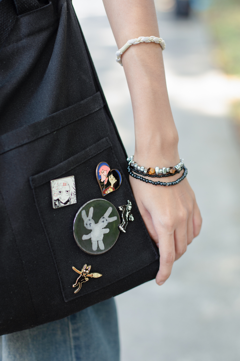 Dami-Singaporean-Graphic_Designer-Top_Shopee-Boots_Dr_Martens-Headphones_Bose-Bracelets_Bali-UNIFORM-27092023-5