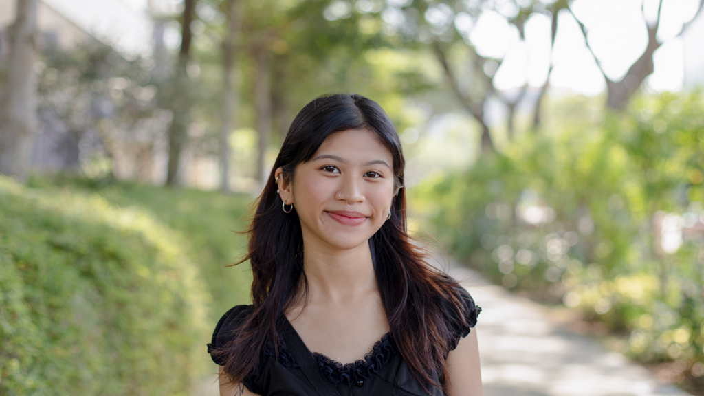 Dami-Singaporean-Graphic_Designer-Top_Shopee-Boots_Dr_Martens-Headphones_Bose-Bracelets_Bali-UNIFORM-27092023-6