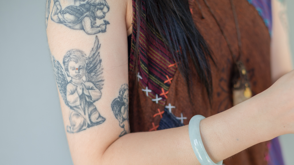 Shiqin-Chinese-Student-Dress_Taobao-Shoes_Birkenstock-Socks_Uniqlo-Bracelet-Taobao-Earrings_Taobao-UNIFORM-26012024-6