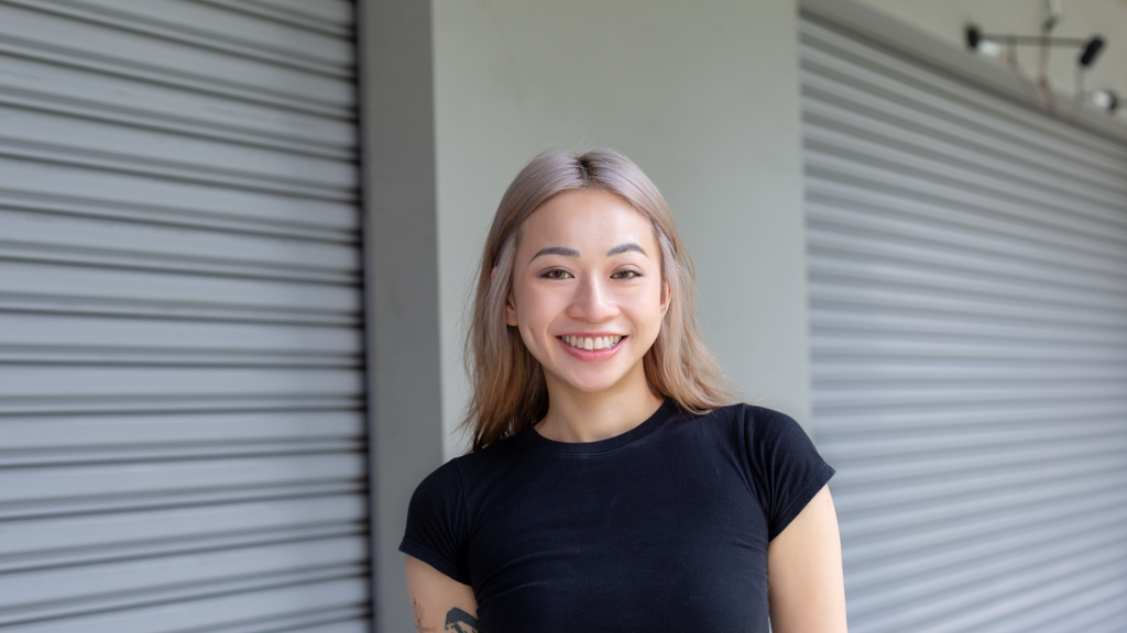 Tricia-Singaporean-Student-Top_Uniqlo-Jeans_Grailed_Carhatt-Bag_Thrasher-Boots_New_Rock-Bracelets_Taobao__Parts_of_Four-UNIFORM-26012024-6