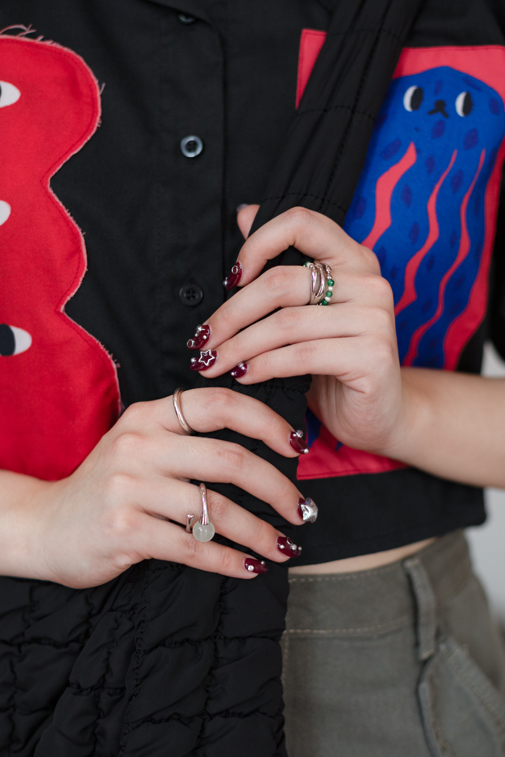 Natasha-Singaporean-Illustrator-Top_Liunic_On_Things-Skirt_Secondhand-Shoes_Dr_Martens-Earrings_Japan-Necklace_ThreeOneTwoFive-Socks_Sadshrimps-Bag_COS-UNIFORM-16042024-5