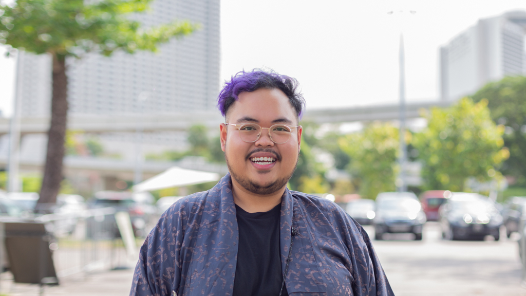 Ian-Singapore-Co-founder-of-Syne.SG—Kimono_Syne-T-shirt_Own-brand-Pants_Own-brand-Bag_Keen-Shoes_Crocs—UNIFORM-26042024-1