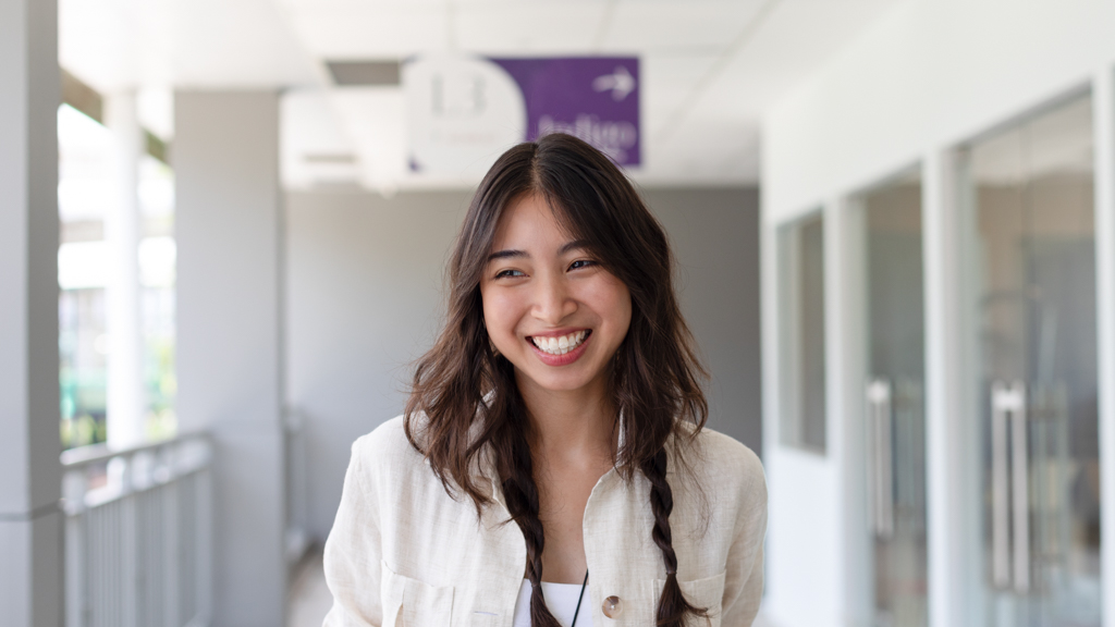 Zeyra-Singaporean-Apparel_Product_Assistant-Jacket_Benjamin_Barker-Pants_Benjamin_Barker-Shoes_BUFFALO-Bracelet_Kopi_Toast-Nails_Ohora-UNIFORM-26042024-4