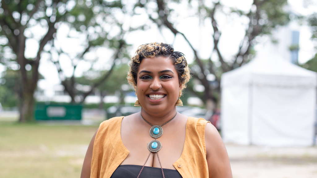 Devyaah-Singaporean-Freelance_Assistant-Top_Barehands-Tube_Top_Shein-Skirt_Shein-Boots_Zalora-Bag_Bodsitive-UNIFORM-26042024-6