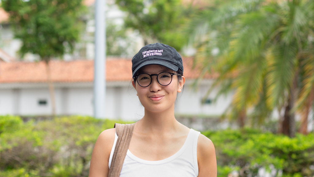 Natalie-Singaporean-Student-Top_Brandy_Melville-Bottoms_Craig_Green-Shoes_Birkenstock-Bag_Somafolk-Hat_Idea-Spectacles_Oliver_Peoples-Nails_SPIQ_Hair_Base-UNIFORM-23052024-3