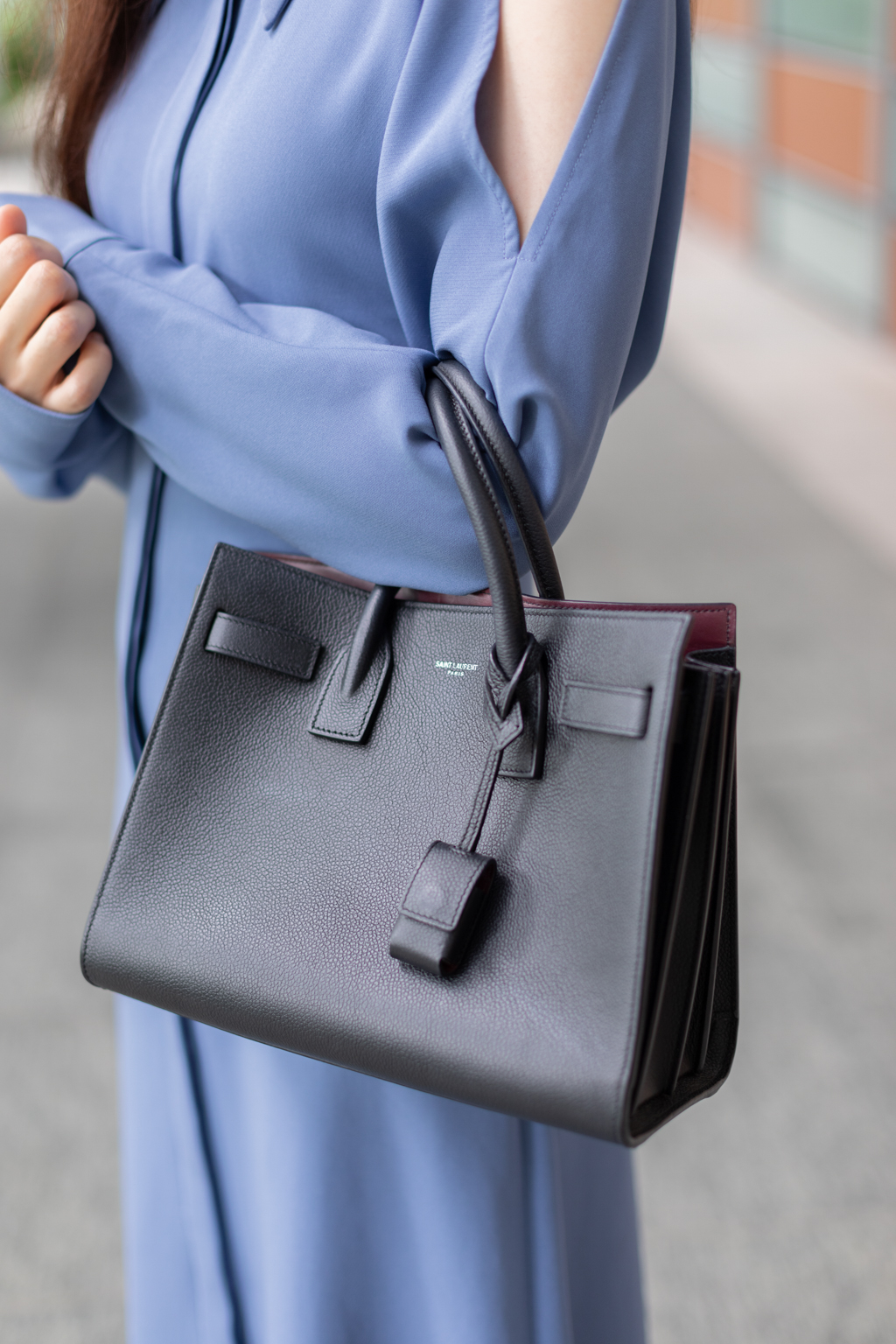 Jin_Ma-Korean-Marketing_Director-Dress_Urban_Revivo-Shoes_Sappun-Bag_Saint_Laurent-Earrings_Andy_Accessory-Necklace_Korea-UNIFORM-2908202431