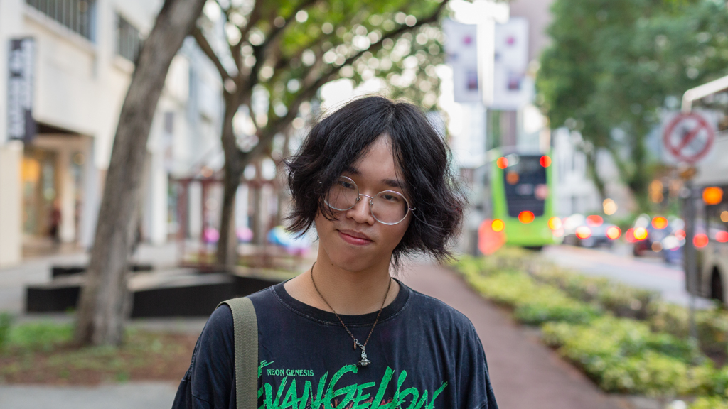 Yu-Singaporean-Student-Top_Shopee-Pants_Shopee-Socks_MUJI-Shoes_MUJI-Necklace_Shopee-Bag_Taobao-UNIFORM-29082024-2