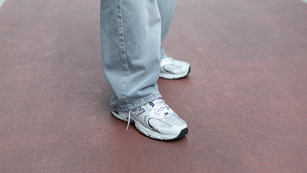 Andy-Myanmar-Designer-Top_The_North_Face-Jeans_Shopee-Shoes_New_Balance-UNIFORM-29082024-3