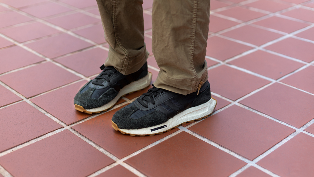 Adib-Malaysian-Merchandiser-Cap_Cotton_On-Shirt_Thrifted-Bottoms_Thrifted-Shoes_Adidas-Headphones_Thrifted-Watch_Samsung-UNIFORM-12092024-5