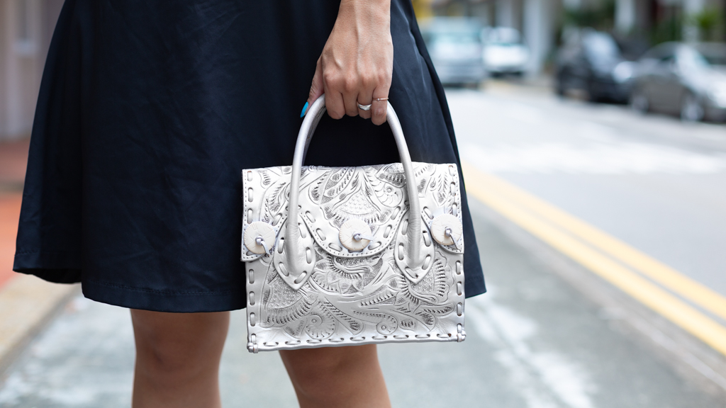 Sayaka-Japanese-Dancer-Hat_Japan-Bag_Carving_Tribes-Shoes_Doc_Martens-UNIFORM-12092024-3