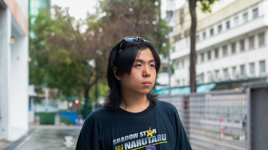 Kenneth-Singaporean-Producer-Sunglasses_Shopee-Shoes_Balanciaga-UNIFORM-22112024-2