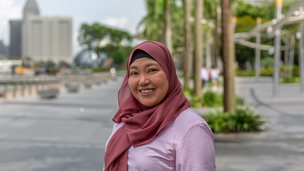 Nora-Singaporean-Paralegal-Scarf_Malaysia-Top_Ralph_Lauren-Belt_SHEIN-Skirt_Ralph_Lauren-Shoes_Charles__Keith-Wallet_Vintage_Le-Boy_Chanel-UNIFORM-06012025-4