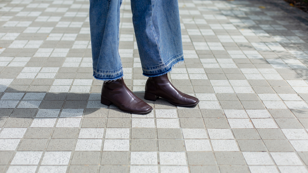 Serin-Singaporean-Freelance-Top_SHEIN-Bottoms_Lovet_Denim-Shoes_Sunday_Staples-Bag_SAMO_ONDOH-UNIFORM-06012025-1