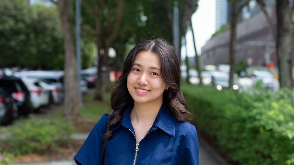 Serin-Singaporean-Freelance-Top_SHEIN-Bottoms_Lovet_Denim-Shoes_Sunday_Staples-Bag_SAMO_ONDOH-UNIFORM-06012025-3