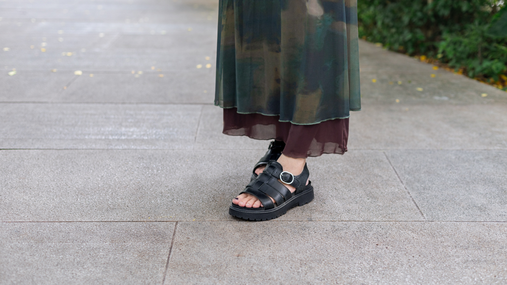 Ginnette-Singaporean-Arts-Programmer-Outerwear_Cam-Dress_Shopee-Shoes_Timberland-Rings_Gin_Silver_and_vacanza-accessory-UNIFORM-06012024-4