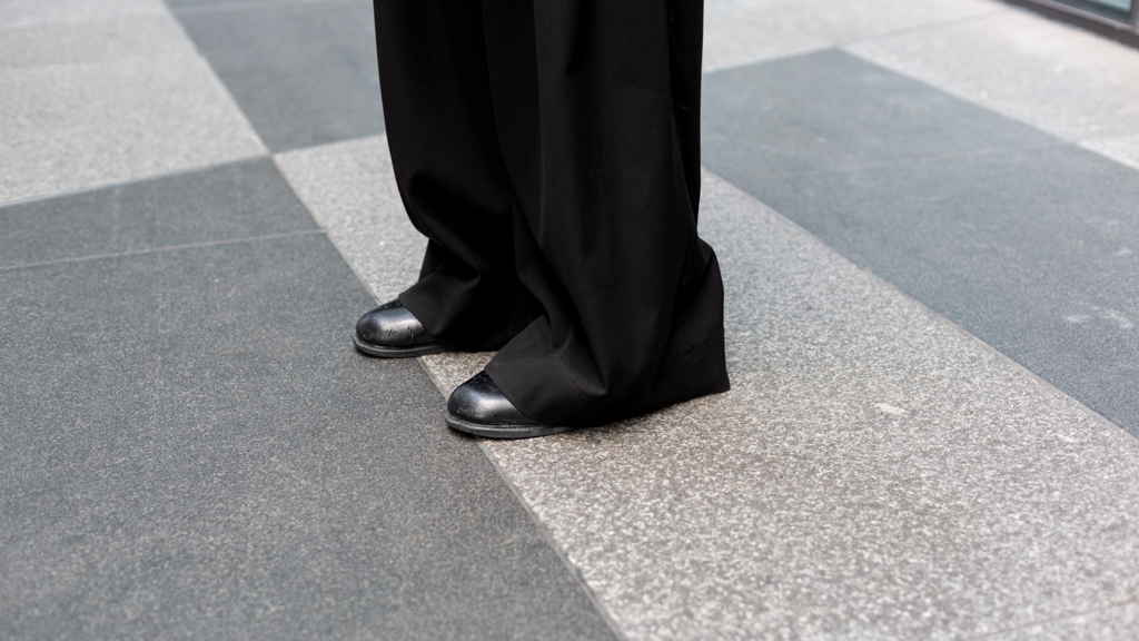 Danial-Singaporean-Student-Glasses_Gentle_Monster-Coat_COMME_des_GARCONS_x_HM-Inner_Top_COMME_des_GARCONS_HOMME_PLUS-Pants_Taiwan-Bag_COMME-des-GARCONS-Ring_Louis_Vuitton-Nec-3