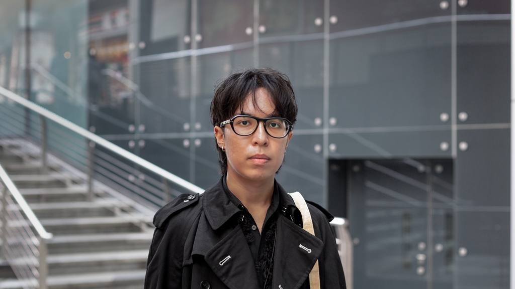 Danial-Singaporean-Student-Glasses_Gentle_Monster-Coat_COMME_des_GARCONS_x_HM-Inner_Top_COMME_des_GARCONS_HOMME_PLUS-Pants_Taiwan-Bag_COMME-des-GARCONS-Ring_Louis_Vuitton-Nec-4