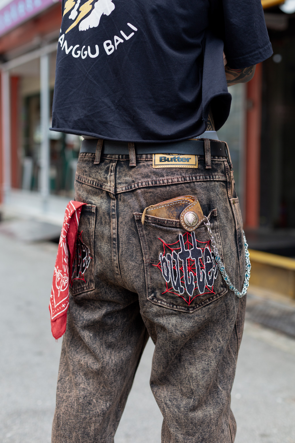 Bronson-Top_Indonesia-Jeans_Taobao-Bandana_Indonesia-Hat_Taobao-Boots_Doc_Martens-Watch_Rolex-Sunglasses_Owndays-UNIFORM-12022025-1