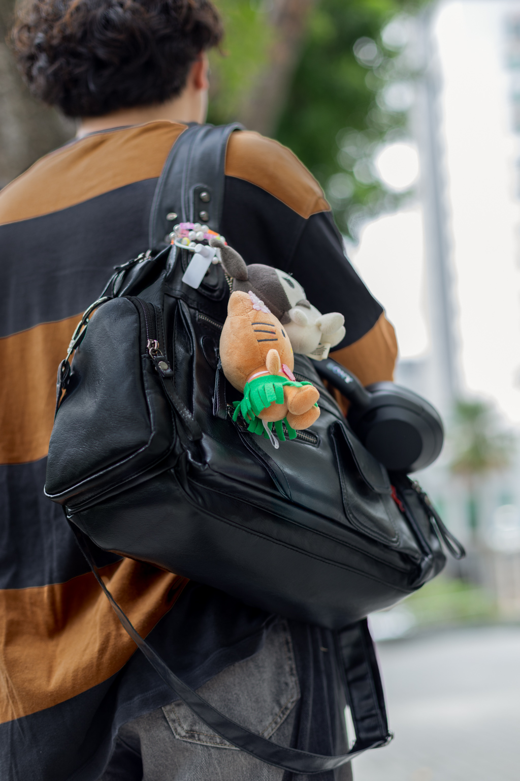 Jon-Singaporean-Student-Top_HM-Bottoms_Bershka-Shoes_Doc_Martens-Bag_Taobao-Trinkets_Taobao-UNIFORM-03042025-3