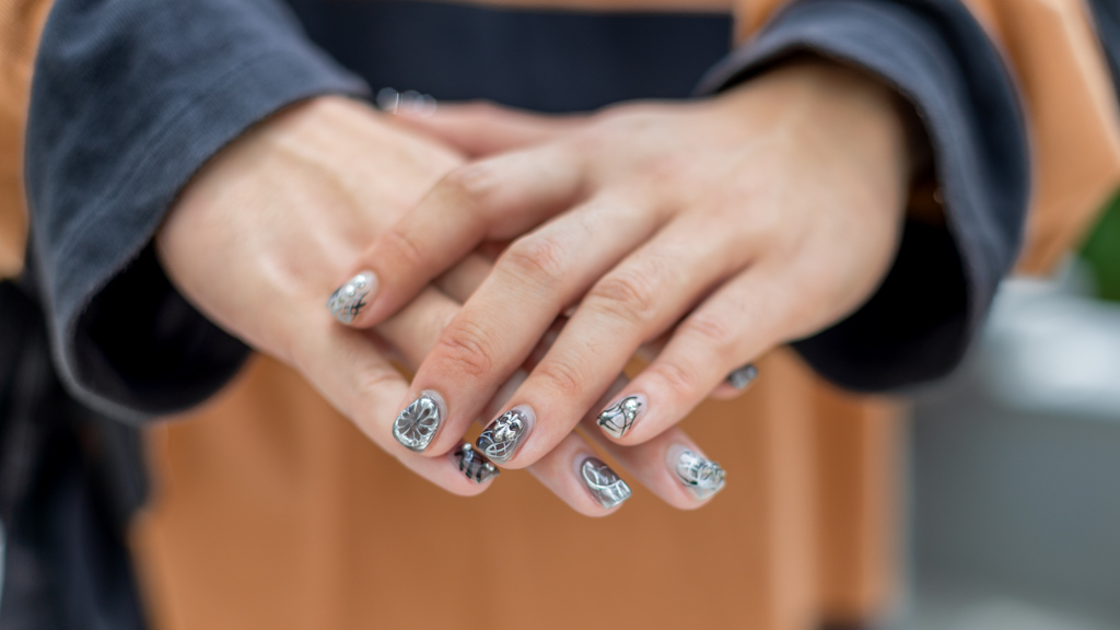 Jon-Singaporean-Student-Top_HM-Bottoms_Bershka-Shoes_Doc_Martens-Bag_Taobao-Trinkets_Taobao-UNIFORM-03042025-4