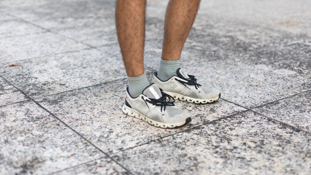 Milon-Top_Thrifted-Bottoms_Gramicci-Socks_UNIQLO-Shoes_On-Rings_England-UNIFORM-12022025-2