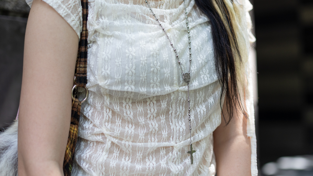 Shannon-Singaporean-Student-Top_Thrifted-Bottoms_Taobao-Shoes_Crocs-Bag_Shopee-Jewellery_Thrifted-Card_Holder_Public_Garden-UNIFORM-03042025-3