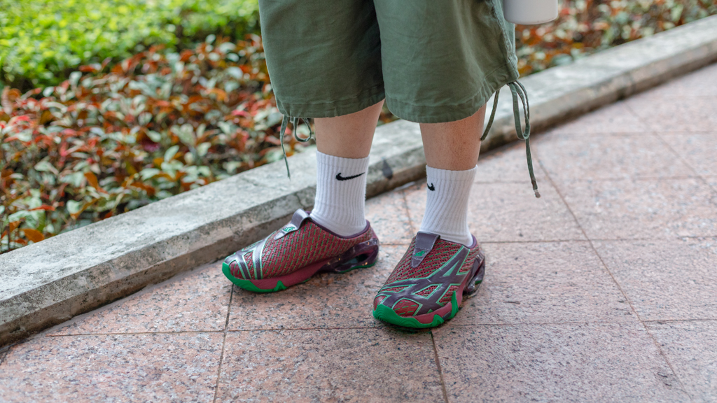 Ti-Vietnamese-Designer-Pants_Vietnam-Socks_Nike-Shoes_Asics-Bag_Vietnam-Necklace_Atelier_Male-Watch_Apple-UNIFORM-03042025-1