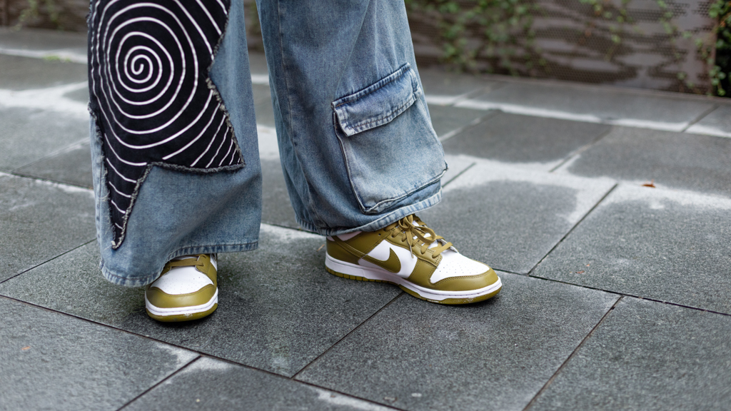 Vintage_Guy-Filipino-Content_Creator-Top_Philippines-Bottoms_SHEIN-Shoes_Nike-Bag_Zara-UNIFORM-03042025-3