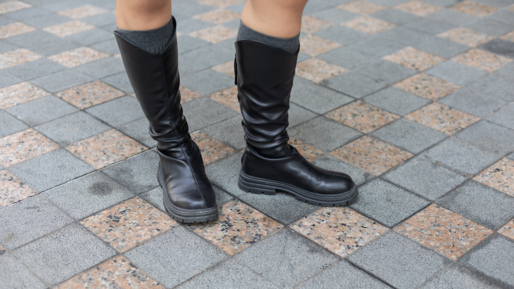 Shin_Mun-Singaporean-Student-Outer_Taobao-Shorts_Thrifted-Shoes_Taobao-Bag_Taobao-UNIFORM-08052025-5