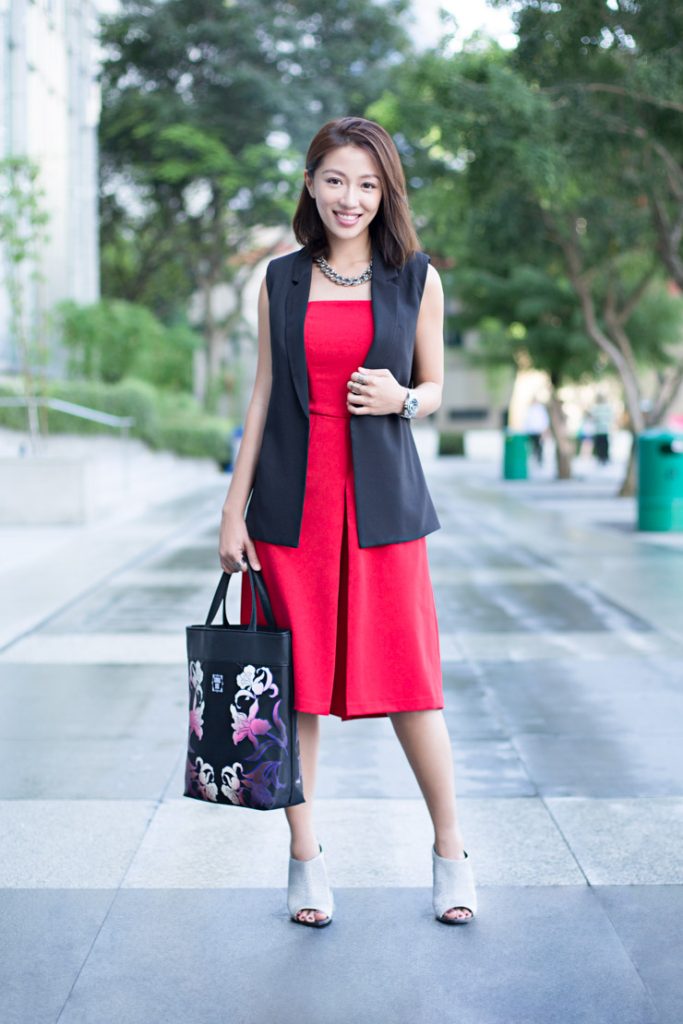 UOB Cards X SHENTONISTA — Painting The Town