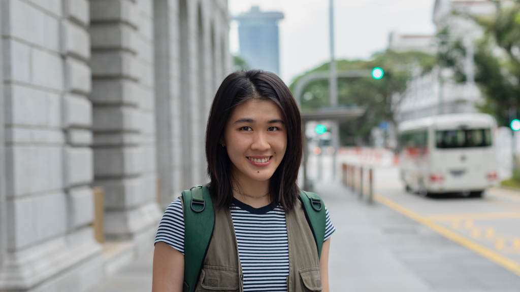 Alena-Assistant_Registrar-Singaporean-Top_Uniqlo-Pants_Cotton_On-Vest_Thrifted-Shoes_Converse-Backpack_Crumpler-Necklace_Lovisa-UNIFORM-030620225-5