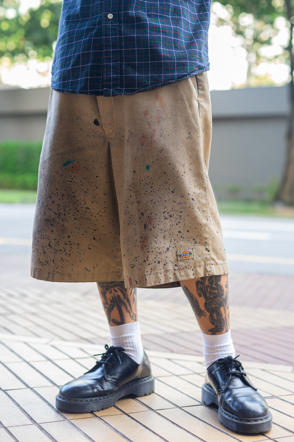 Brian-Singaporean-Tattoo_Artist-Top_Thrifted-Bottoms_Dickies-Derbies_Carousell-UNIFORM-08072025-3