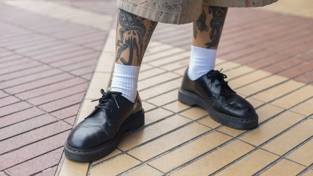 Brian-Singaporean-Tattoo_Artist-Top_Thrifted-Bottoms_Dickies-Derbies_Carousell-UNIFORM-08072025-5