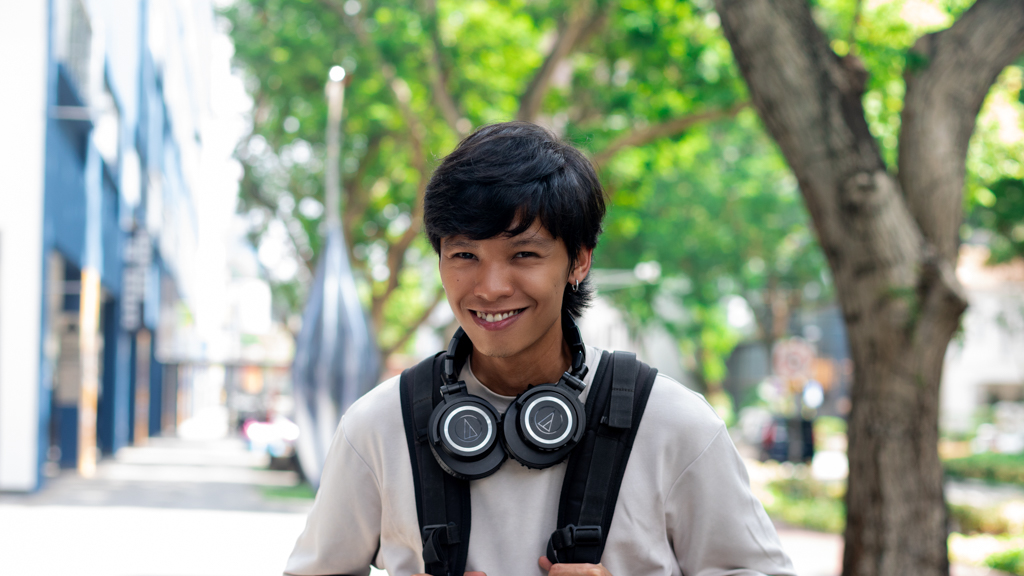 Hafiz-Singaporean-Audio_Engineer-Top_Uniqlo-Short_Shopee-Socks_Uniqlo-Shoes_Vans-Headphones_Audio_Technica-Bag_Life_Behind_Bars-Watch_G_Shock-UNIFORM-08072025-6