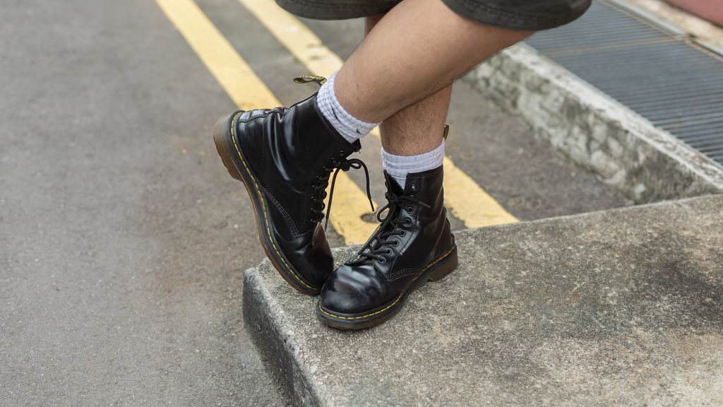 Marco-Filipino-Musician-Top_Facebook_Marketplace-Watch_Swatch-Pants_Phillipines-Belt_Belts.com-Necklace_Shopee-Shoes_Doc_Martens-UNIFORM-03062025-5